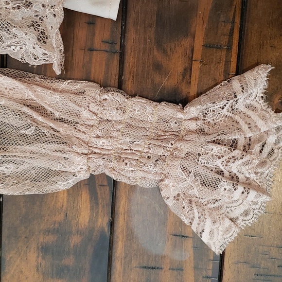 Intermix genevieve lace top - Picture 5 of 9